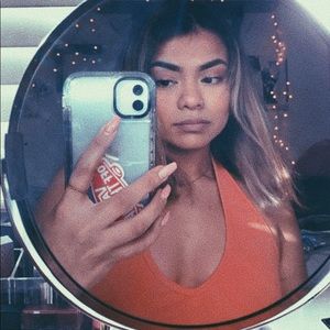 Meet your Posher, Alondra